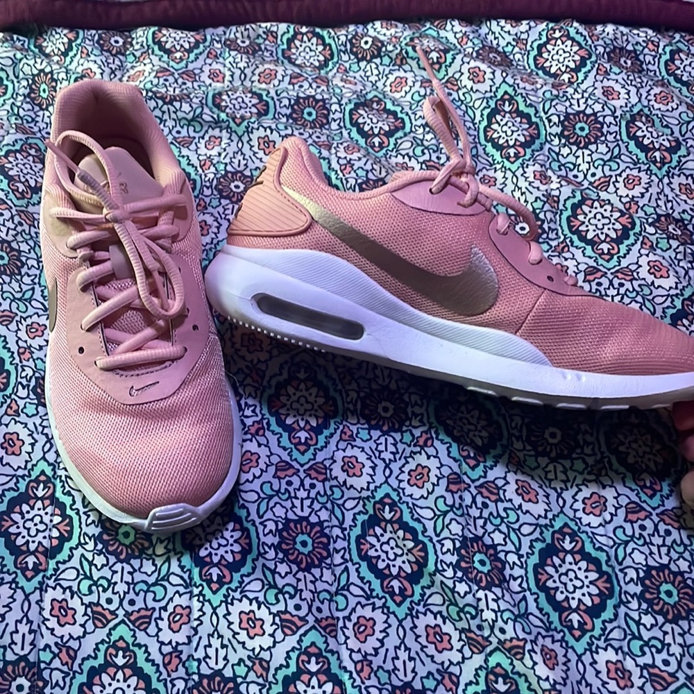 Nike shoes